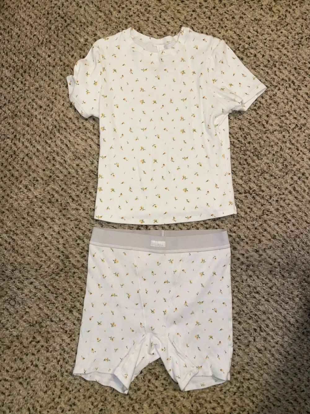 SKIMS Cotton ribbed t-shirt and boxer - Picture 2 of 9